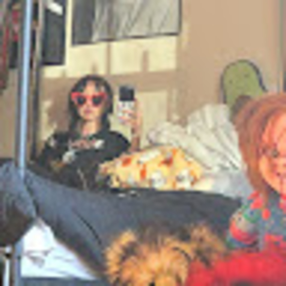 Meet your Posher, Jade